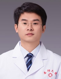 王金丹 
