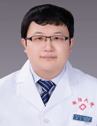 李飛